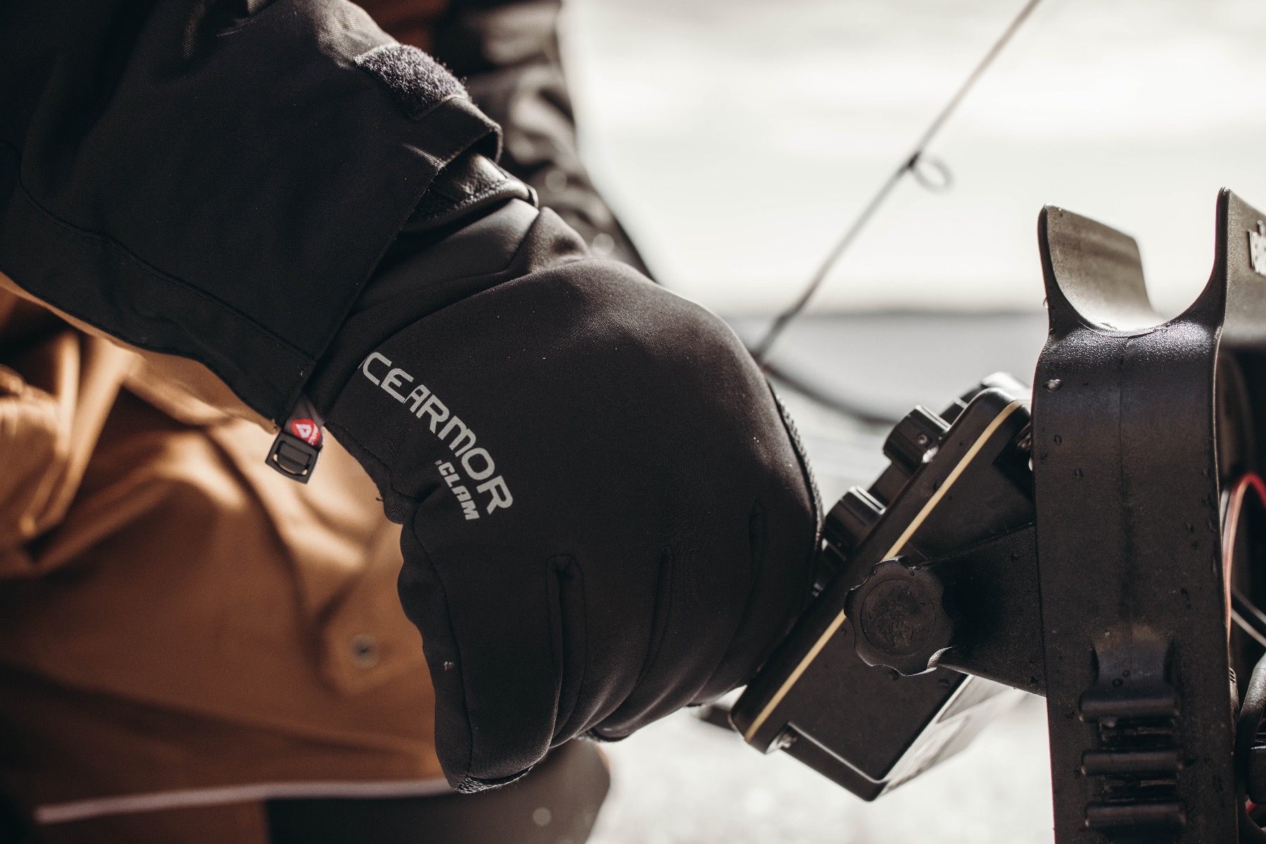 Vertex Glove